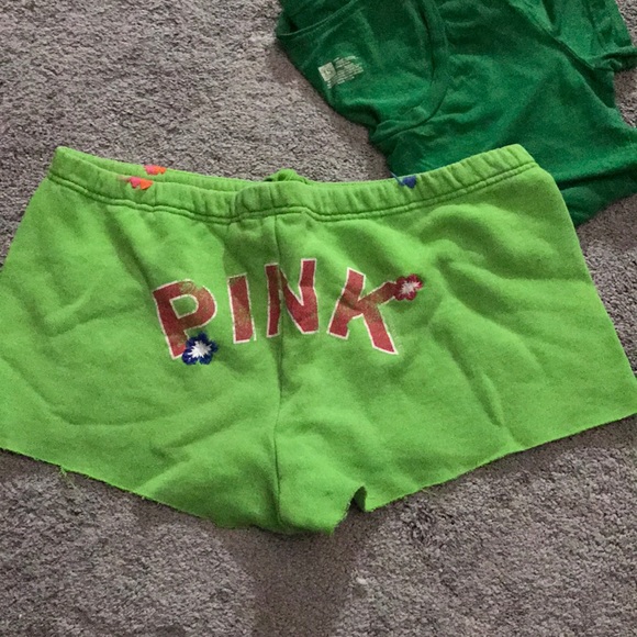 Lime Short shorts - Picture 2 of 3